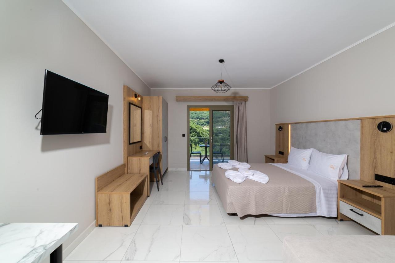 Sky View Suites Kefalonia Vovikes Exterior photo